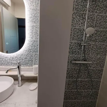 Hébergement de vacances Elégante Maison Des Années 30 De 180m2