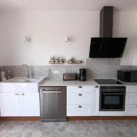 Elégante Maison Des Années 30 De 180m2 *